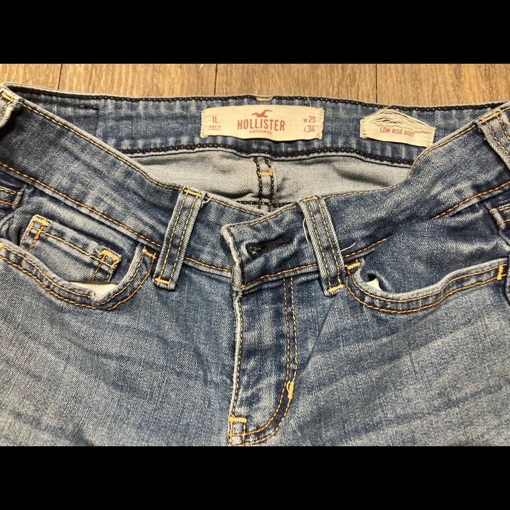 Hollister 1L jeans